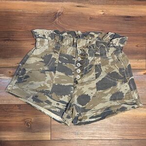 Camouflage High-Waisted Women Shorts